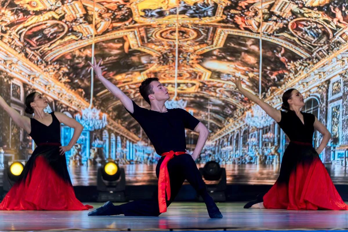 Performance with baroque stage backdrop at Wuhan venue