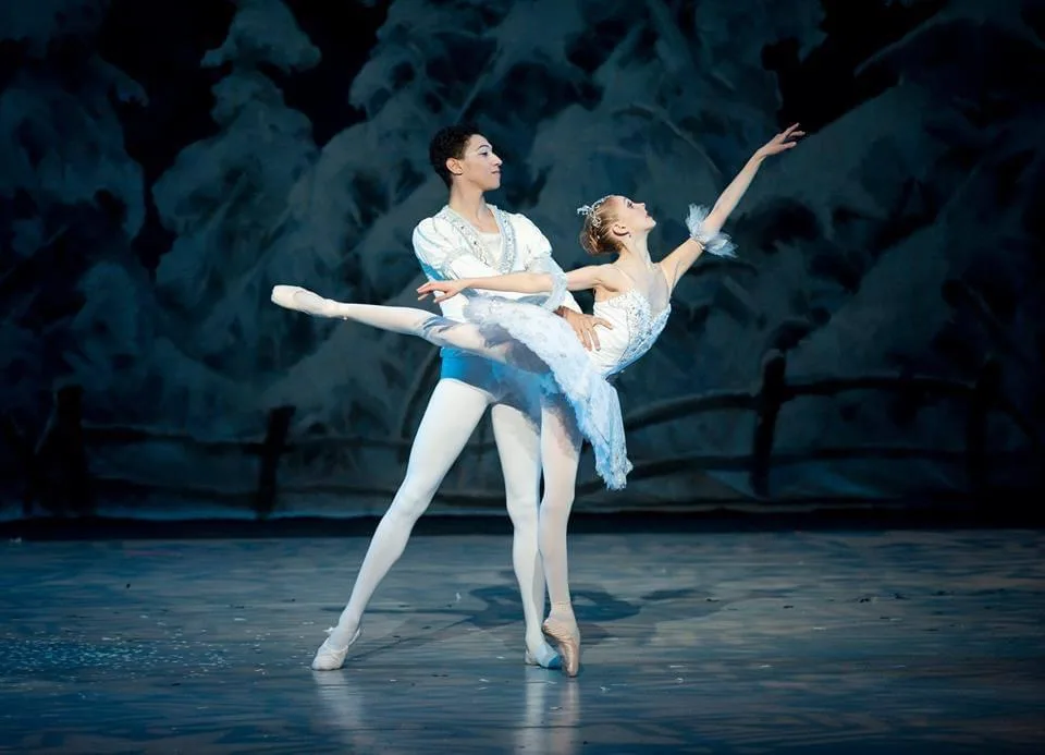 Snow pas de deux from The Nutcracker